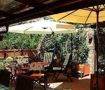 Orchid Corner Guesthouse Мета Екстер'єр фото