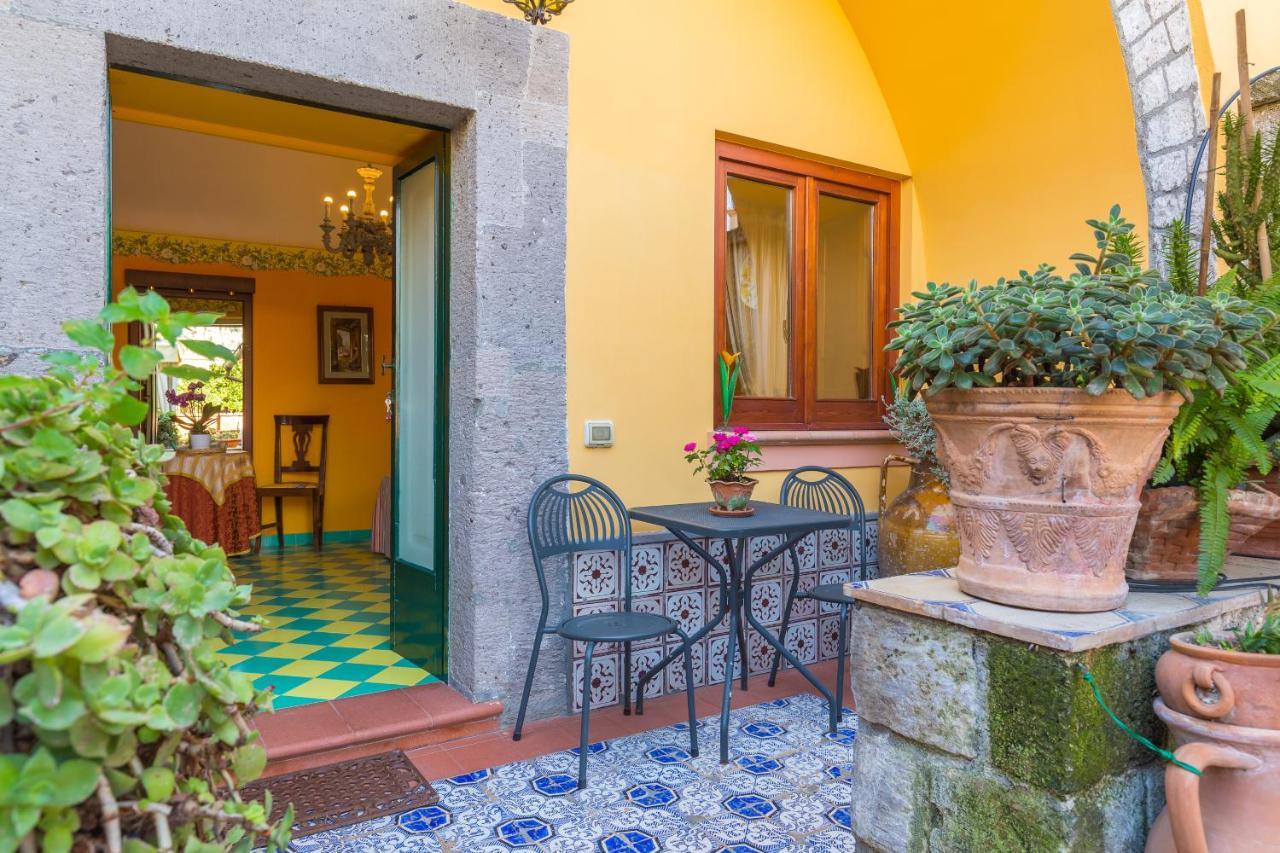Orchid Corner Guesthouse Мета Екстер'єр фото