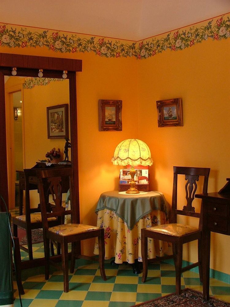 Orchid Corner Guesthouse Мета Екстер'єр фото